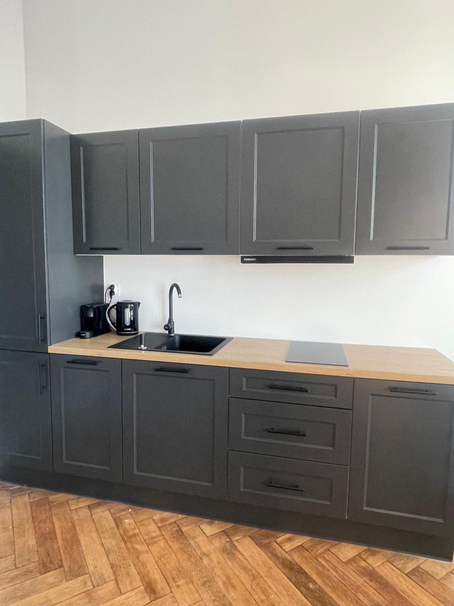 Apartamenty Warszawska Торунь Экстерьер фото